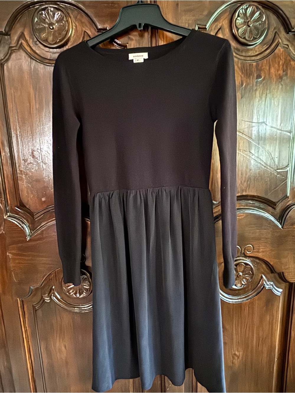 Sundance Black Crewneck Long-Sleeve Dress